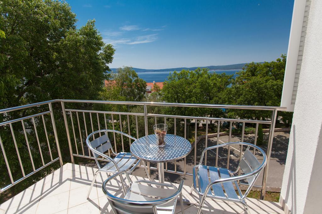 Apartment Ana Selce Exterior foto